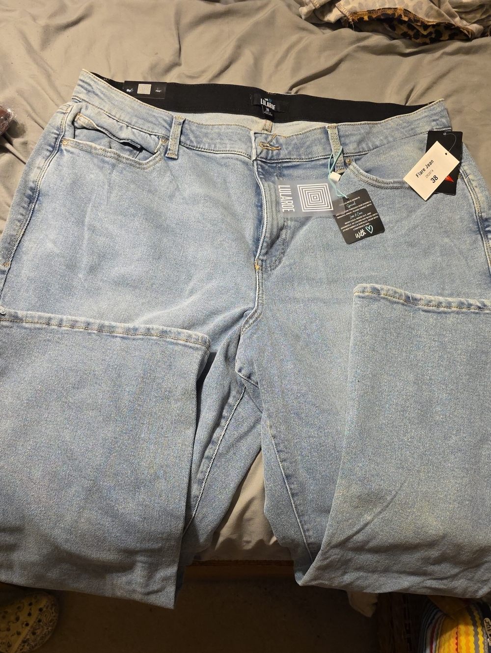 Women’s Light Blue Relaxed Jeans